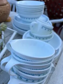 BLUE DINNERWARE ENTIRE