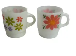 ANCHOR HOCKING FIRE KING FLOWER MUGS GRANNY CORE STACKABLE MILK GLASS VTG 2