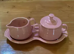 POTTERY PINK TRAY