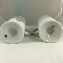 COFFEE MUGS PEDESTAL