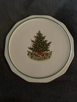 HERITAGE TREE TRIVET