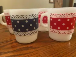 VINTAGE ANCHOR HOCKING FIRE KING POLKA DOTS & LACE MILK GLASS COFFEE MUGS