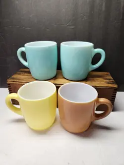 VINTAGE SET HAZEL