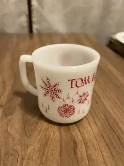 VINTAGE FIRE KING TOM AND JERRY MILK GLASS SNOWFLAKE MUG