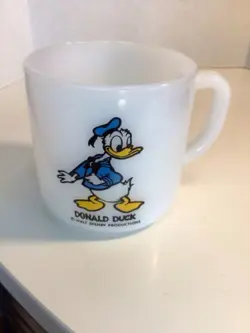 VINTAGE FEDERAL GLASS MUG DONALD DUCK MILK GLASS MUG
