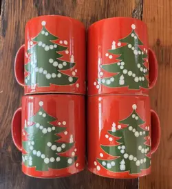 4 VINTAGE WAECHTERSBACH RED CHRISTMAS TREE COFFEE MUG MADE IN WEST GERMANY