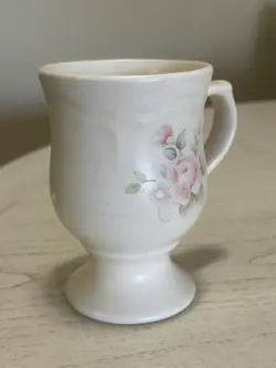 PEDESTAL MUG CUP