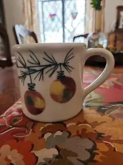 HOLIDAY ORNAMENT 12