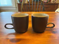 SET OF 2 HEATH CERAMICS STUDIO MUGS , VINTAGE, LOW HANDLE