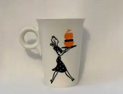 STYLE LADY WALKING