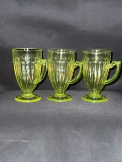 VINTAGE VASELINE GLASS