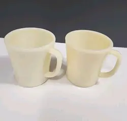2 VINTAGE FIRE KING IVORY GLASS D HANDLE COFFEE CUPS MUGS *SEE PICS*