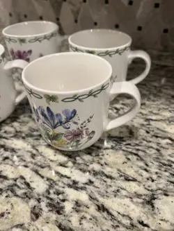 THOMPSON POTTERY