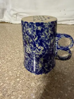 FINGER MUG