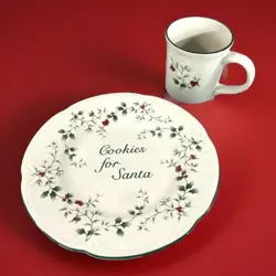 COOKIES FOR SANTA PFALTZGRAFF WINTERBERRY 9” PLATE & MUG EXCELLENT COND.