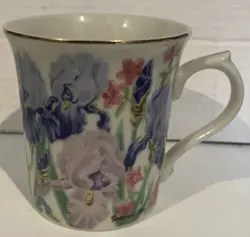 CUP IRIS BY
