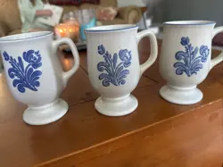 PEDESTAL FOOTED
