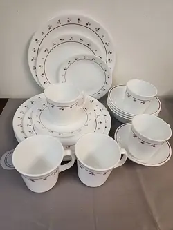 22 PCS DINNERWARE