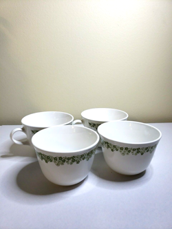 DAISY COFFEE MUGS
