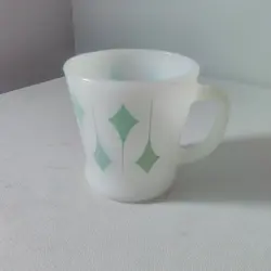 RARE VINTAGE FIRE KING ANCHOR HOCKING MILK GLASS TEAL DIAMOND MUG 