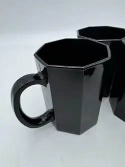 BLACK GLASS OCTAGON