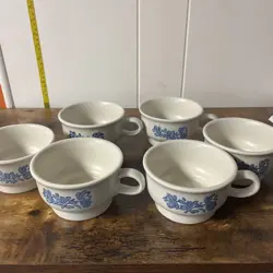 STONEWARE FOOTED SOUP