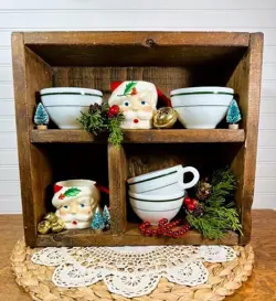 TEA CUPS GREEN