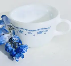 PYREX CUP MORNING