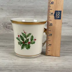 HOLLY AND BERRIES
