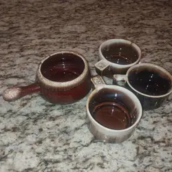 VINTAGE POTTERY MUG SET VINTAGE