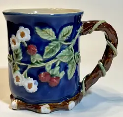 NOUVEAU STYLE MAJOLICA