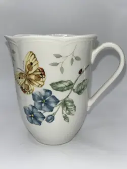BUTTERFLY MEADOW MUGS