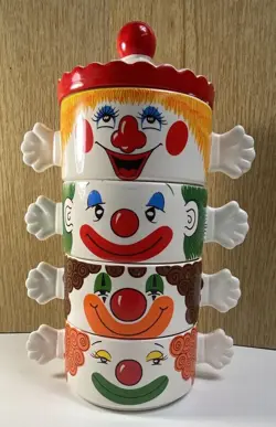 VINTAGE STACKING CLOWN FACE FUN BOWLS MUGS SET OF 4 MADE IN JAPAN.