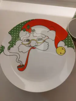 AND CUPS/MUGS