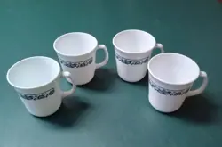 VINTAGE CORNING CORELLE OLD TOWN BLUE COFFEE MUGS/CUPS - SET OF 4