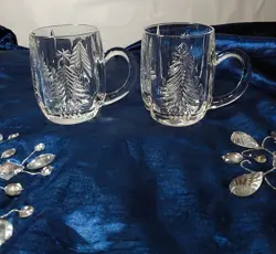 SET OF 2 VINTAGE MIKASA HEAVY ETCHED CRYSTAL GLASS CHRISTMAS TREE DRINK MUGS