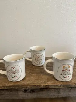 OF CHRISTMAS MUGS