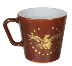 PYREX EARLY AMERICAN AMERICANA GOLD EAGLE BROWN #1410 MUG 10 OZ. EUC USA #22 VTG