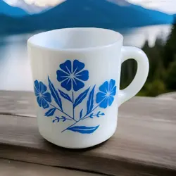VINTAGE HAZEL ATLAS MILK GLASS BLUE FLOWER CORNFLOWER MUG OR COFFEE CUP