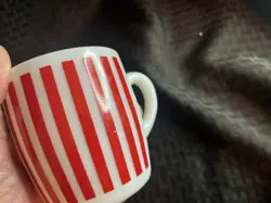 VINTAGE HAZEL ATLAS RED CANDY STRIPE WHITE MILK GLASS COFFEE CUP MUG