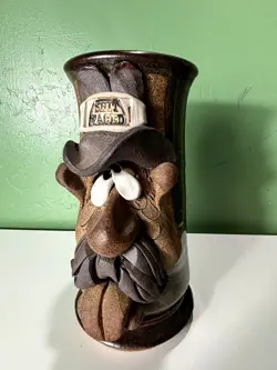 FACED HOLDING