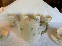 COFFEE POT CUPS