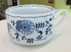 VINTAGE BLUE DANUBE JAPAN BANNER BACK STAMP SOUP MUG 2 3/4