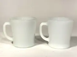 VINTAGE FIRE KING MILK GLASS MUGS (2) WHITE ANCHOR HOCKING COFFEE CUPS D HANDLE