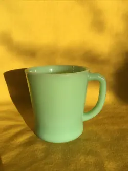VINTAGE JADEITE FIRE KING COFFEE TEA COCOA MUG GREEN D HANDLE OVEN WARE