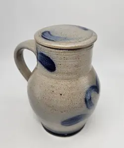 THROWN MUG W/LID