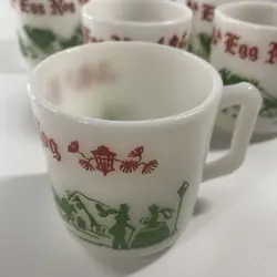 GLASS GREEN RED