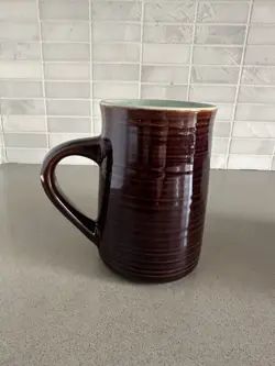 VINTAGE COLLECTIBLE BROWN