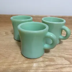 JADITE HANDLE MUGS