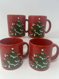 VTG WAECHTERSBACH RED CHRISTMAS TREE WEST GERMANY SET OF 4 COFFEE TEA MUGS CUPS